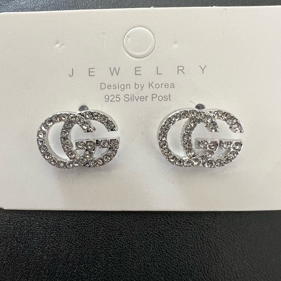 Silver Crystal Stud Earrings NWT - Picture 2 of 4